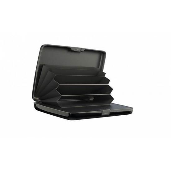 Baterie externa cu functie de port card